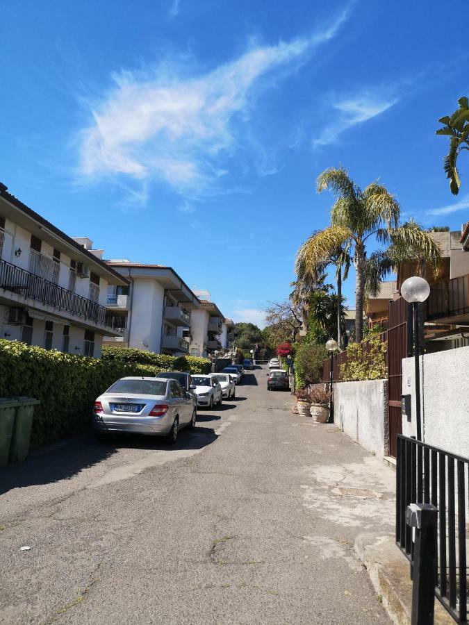 La Lampara Apartment Aci Castello Exterior foto